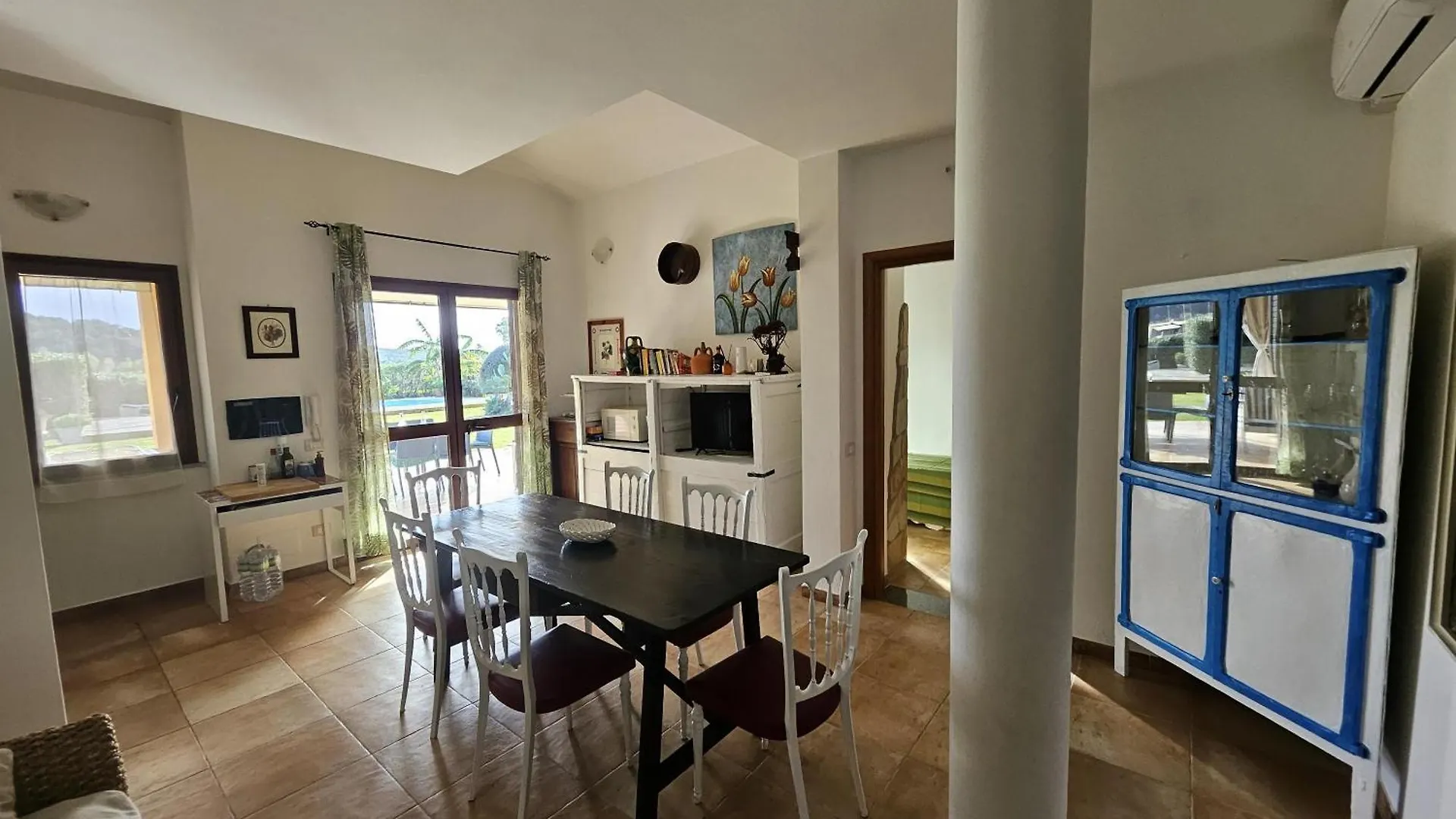 Villa Domo Sardo Castiadas 0*,