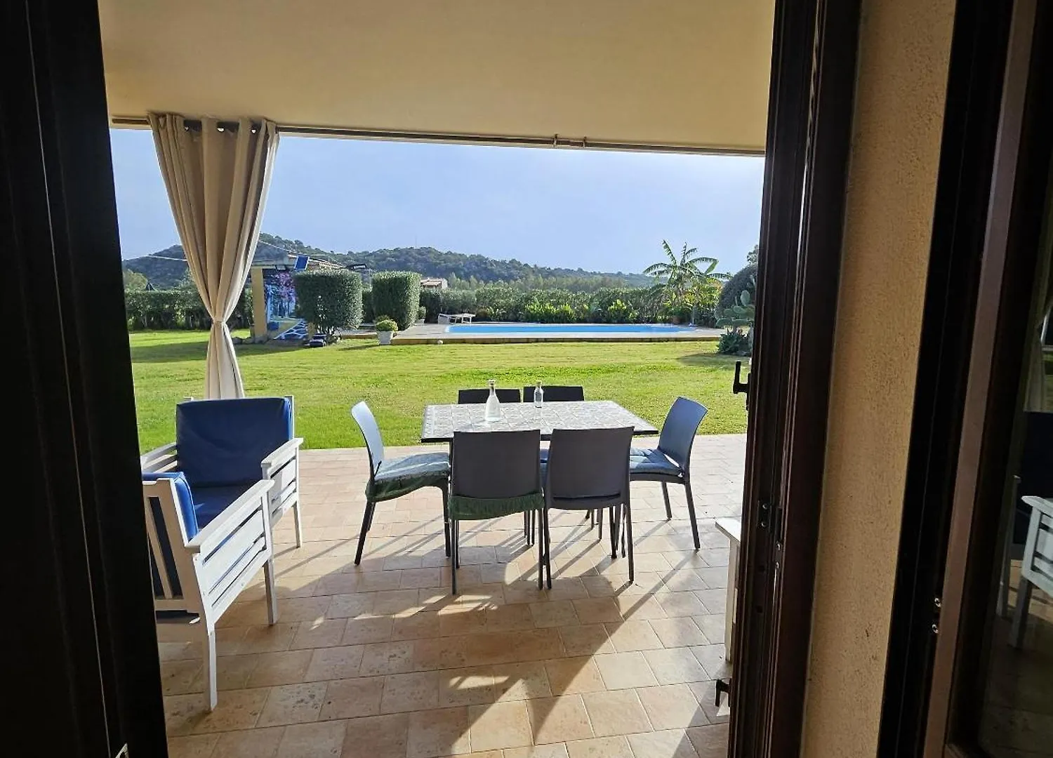 Villa Domo Sardo Castiadas 0*,